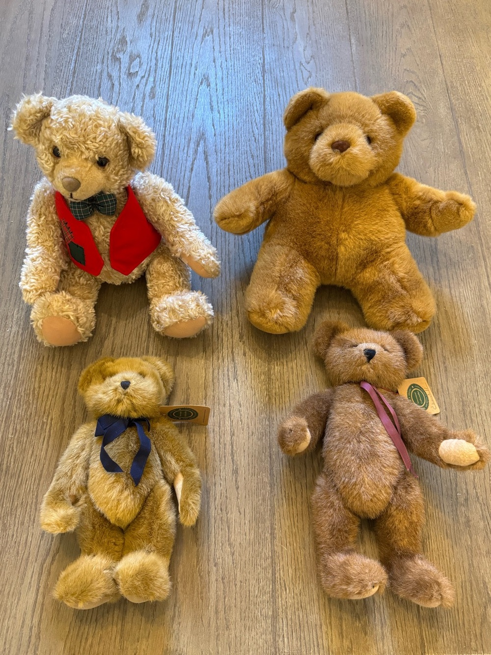 Boyds Bears...Hallmark Teddy Bear...and a misc Teddy Bear bundle.
